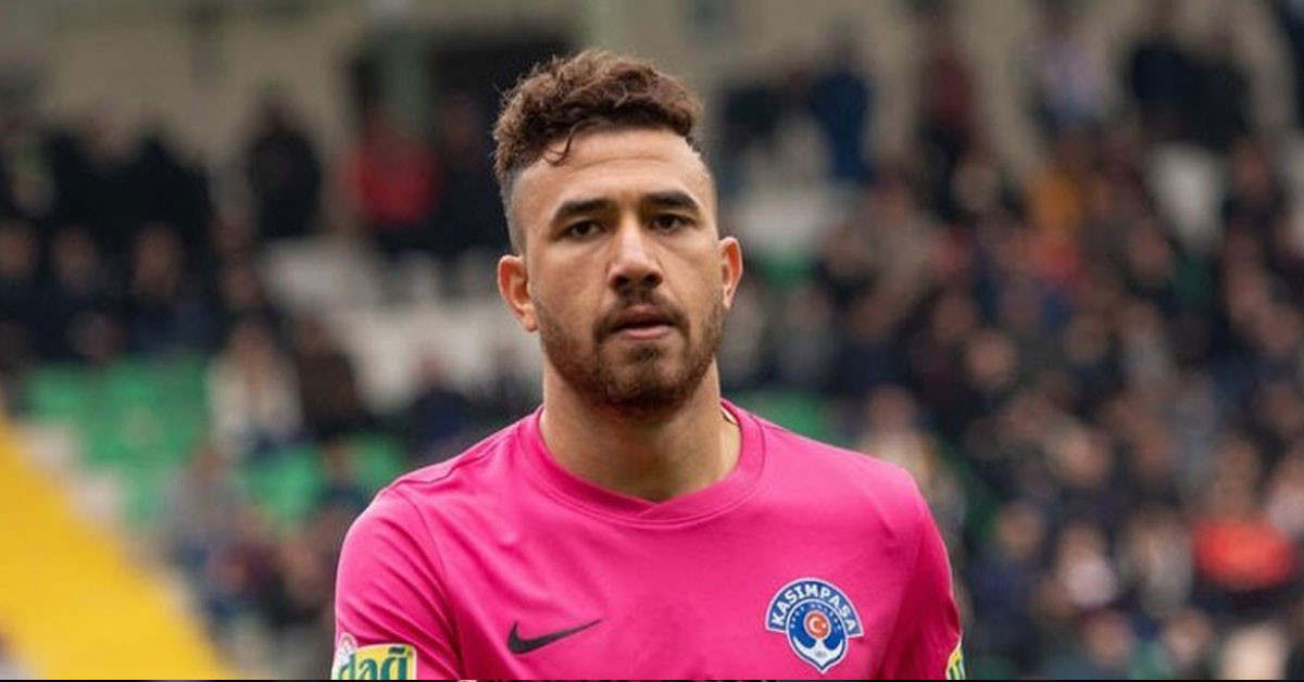 Ülkemizde ilk Kasımpaşa'da oynadı