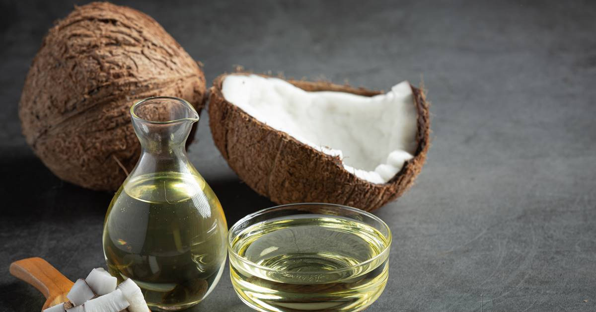 Karanfil ve Hindistan cevizi