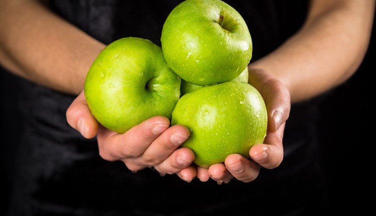 Diş Plaklarını Engeller