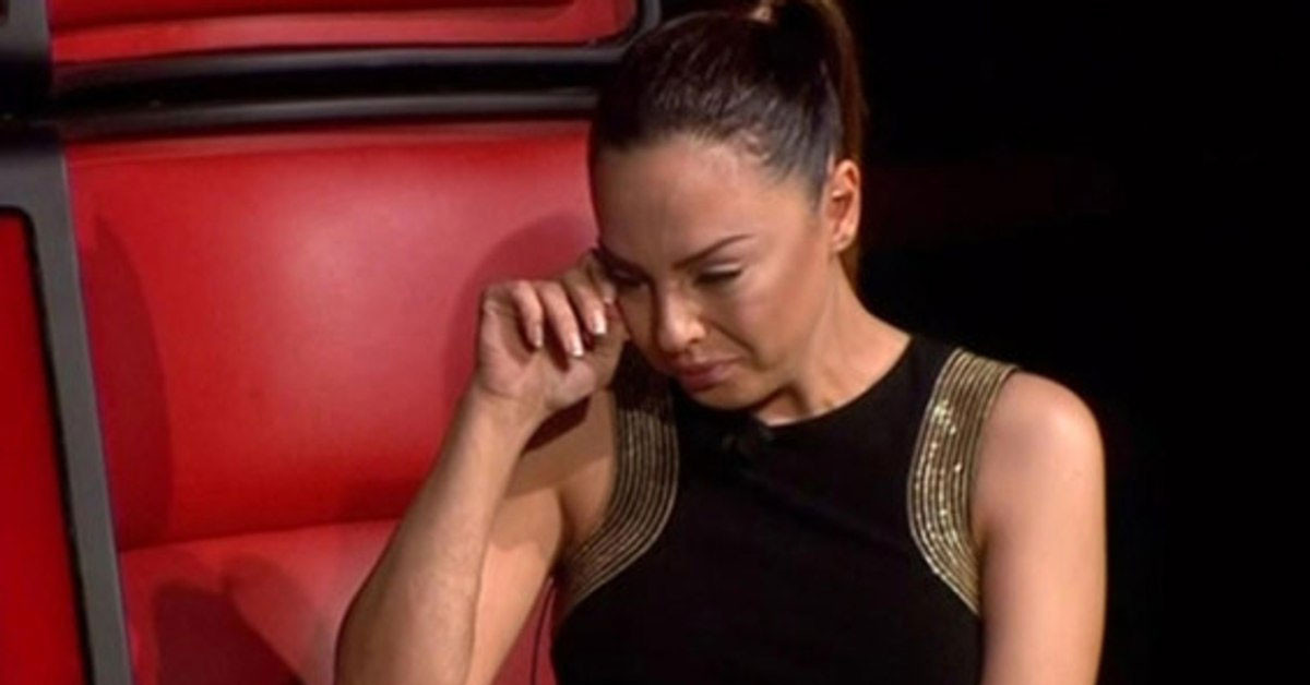 Ebru Gündeş'in acı günü