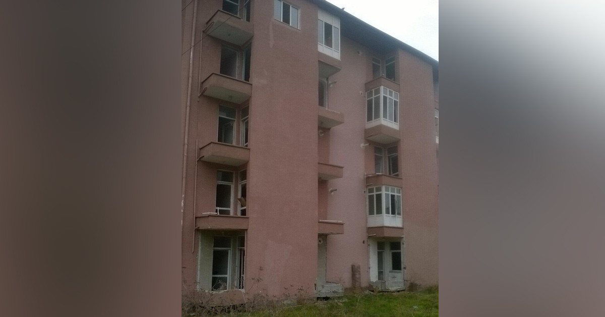 Binada kimse kalmadı 