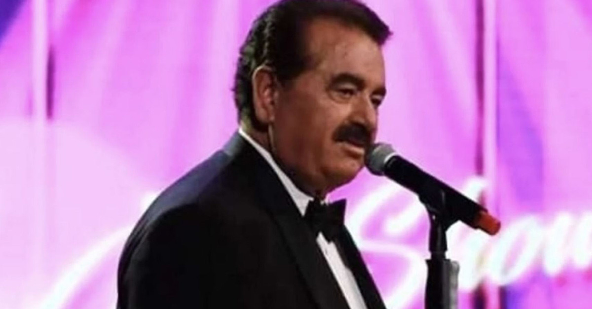 'Şiirlerime bakması için aradım'