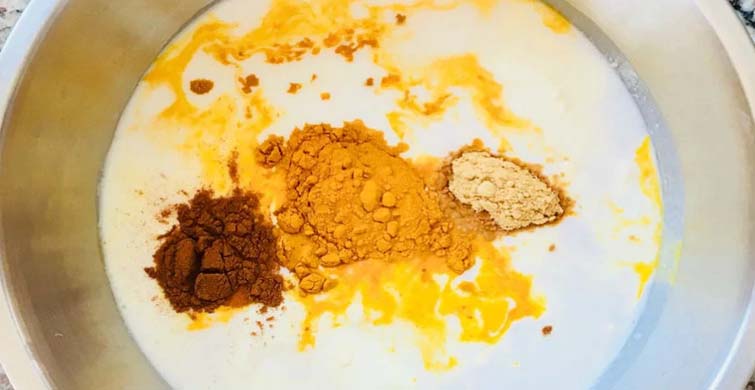 Zerdeçal Ve Zencefili, Ev Yapımı Yoğurtla Tüketin