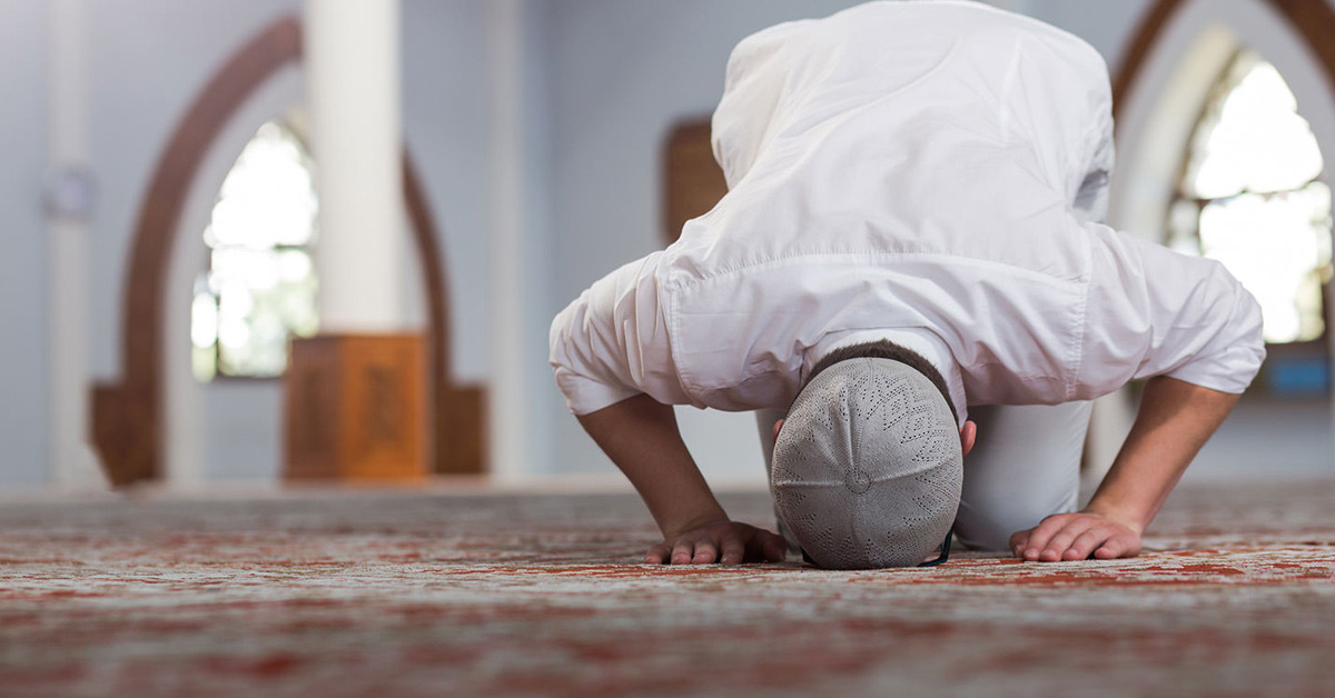 Bir cemaate mensup olan bir kişi başka bir cemaatin sohbetine katılamaz mı? 