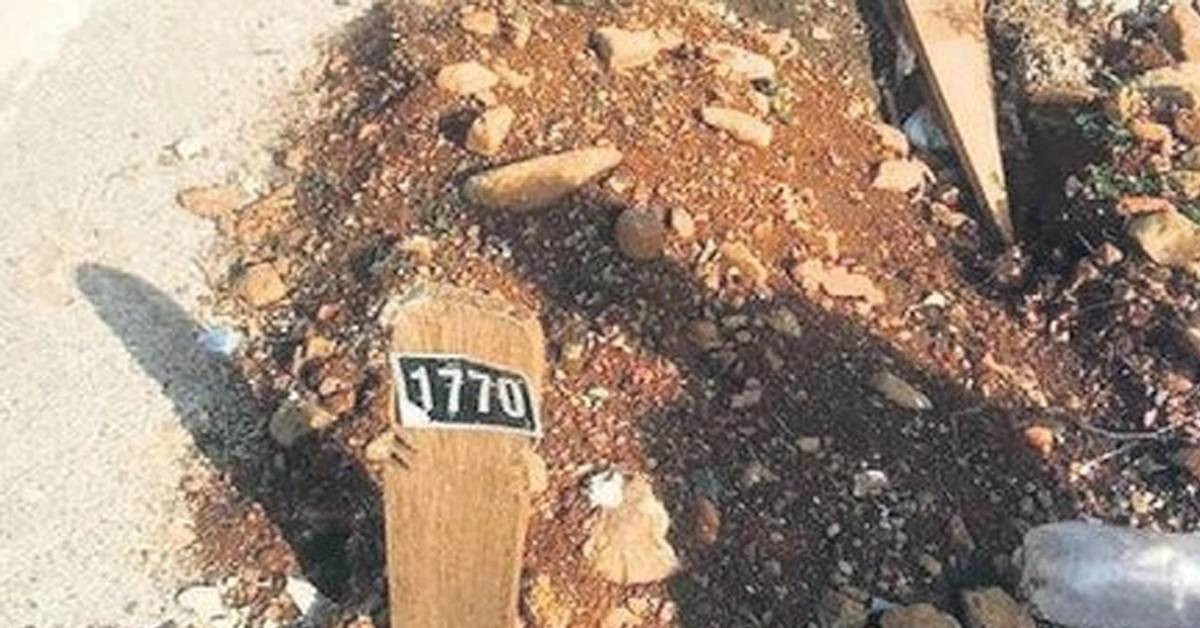 1770 Nolu Mezar 1770 Nolu Mezar