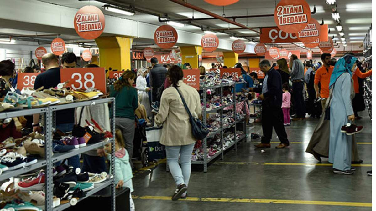 212 Outlet Garaj Günleri