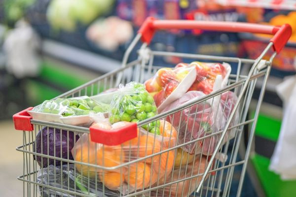25 TL ödeyen kalan ürünleri %50 indirimli alacak! O market gaza bastı