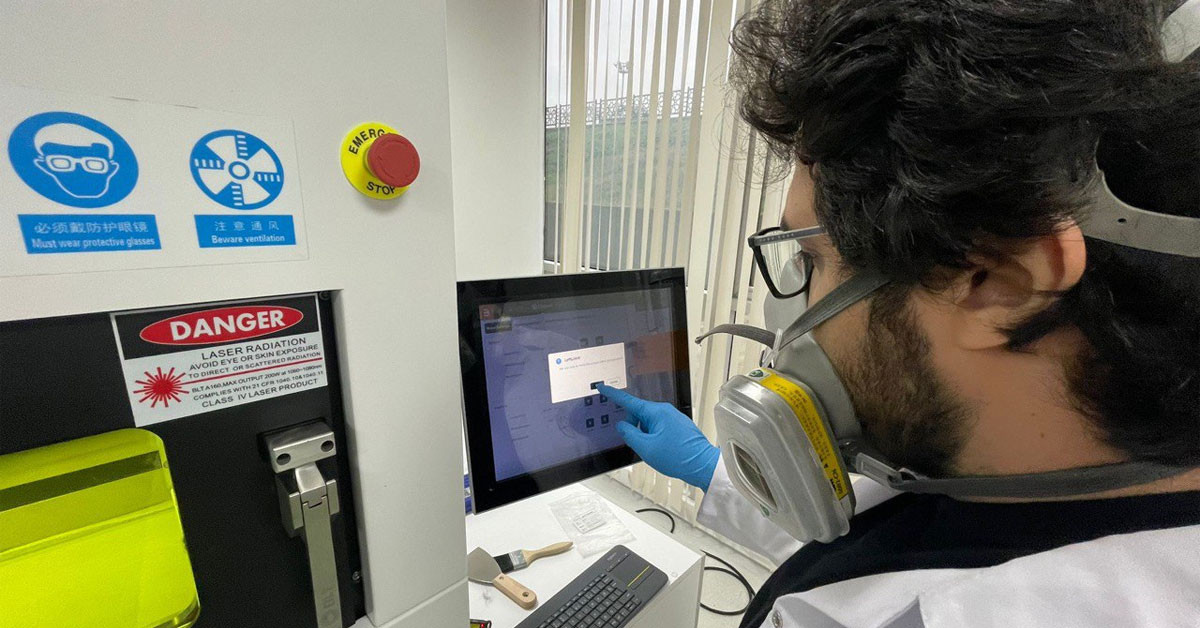 3 boyutlu yazıcıdan kemik implantı yapıldı 3 boyutlu yazıcıdan kemik implantı yapıldı