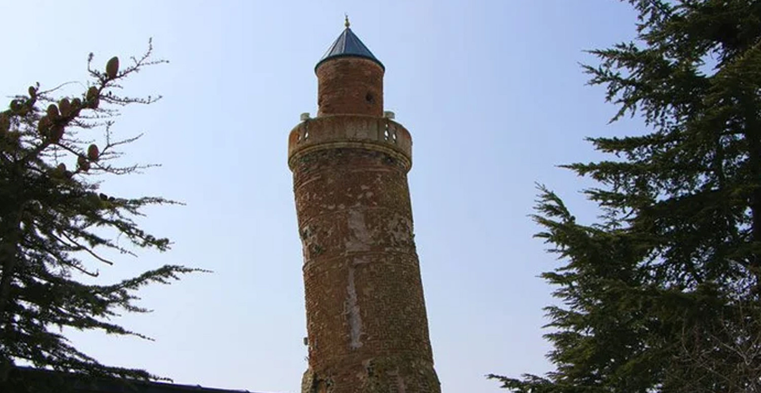 3,5 ile 7 arası bir acı değişime rağmen halen ayakta 3,5 ile 7 arası bir acı değişime rağmen halen ayakta