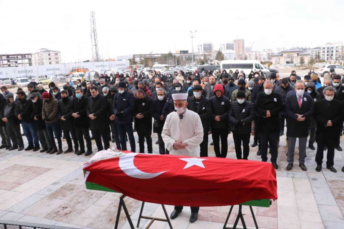 Çiğdem Bayrakçeken cenazesi