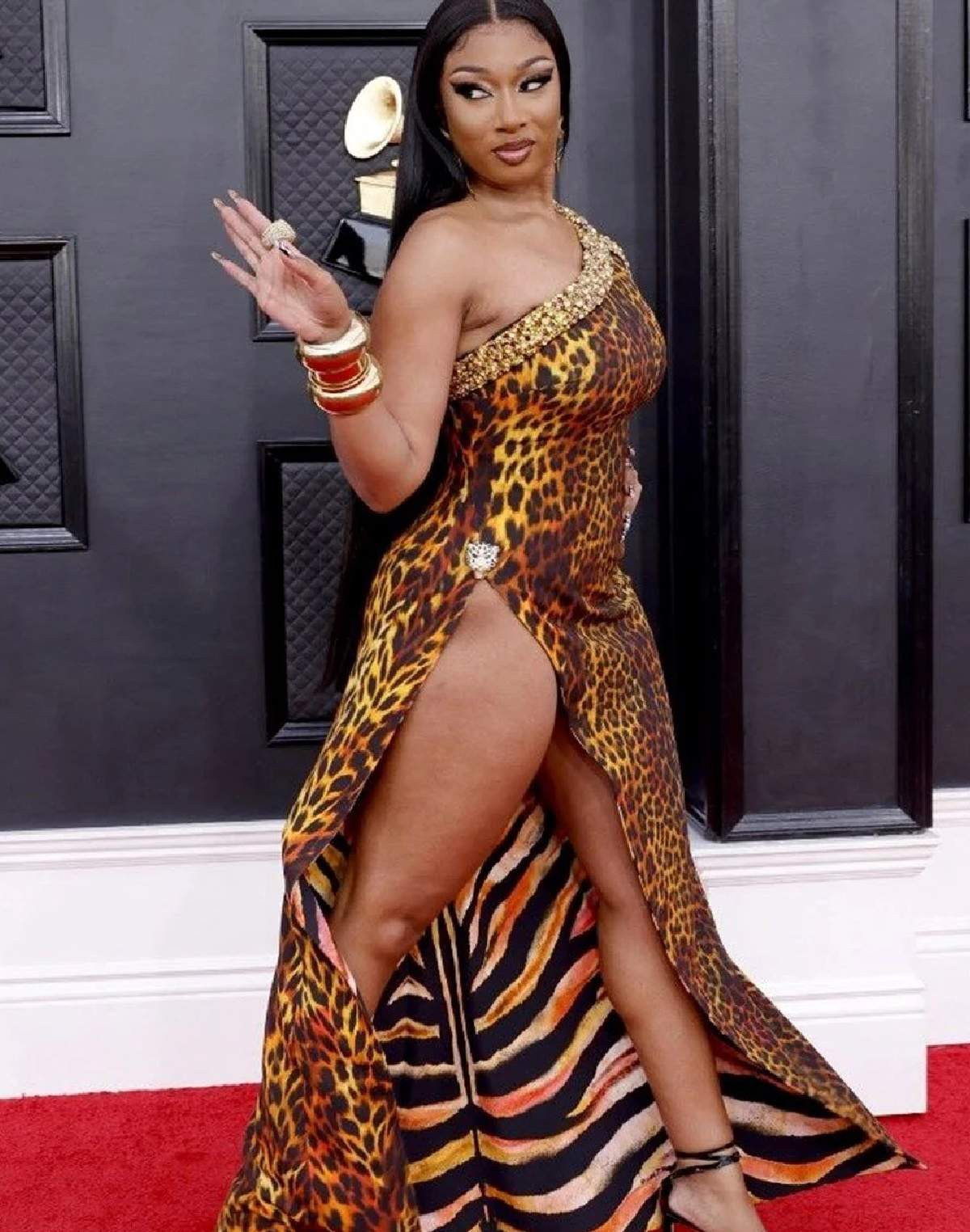 64'üncü Grammy Ödülleri kırmızı halı fotoğrafları