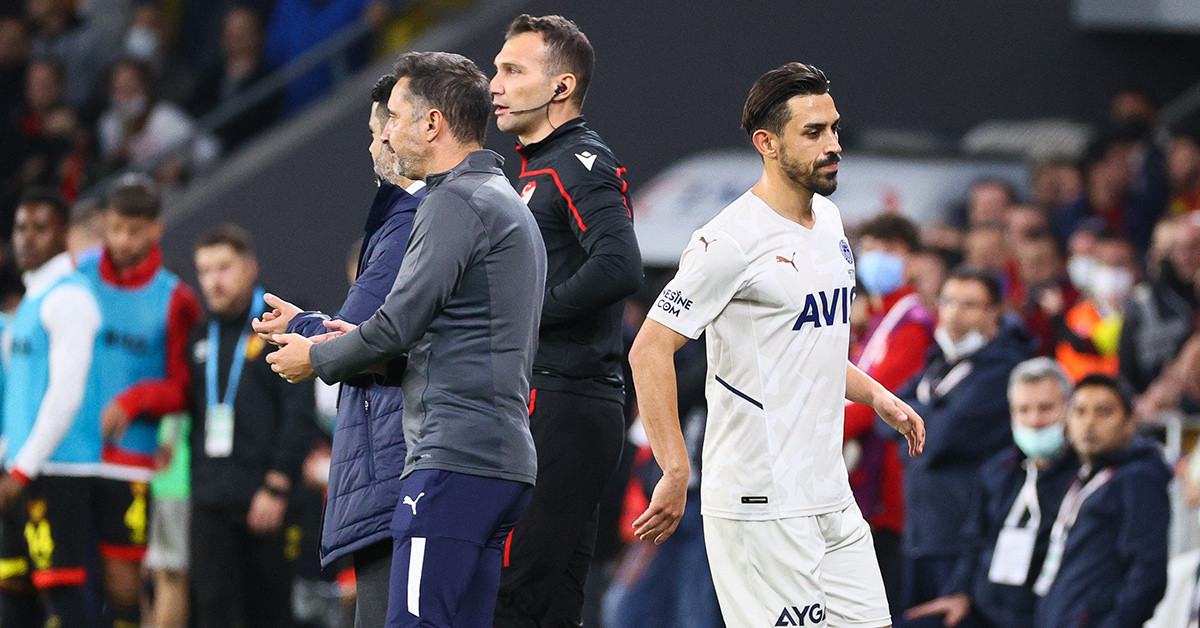 İrfan Can Kahveci - Vitor Pereira