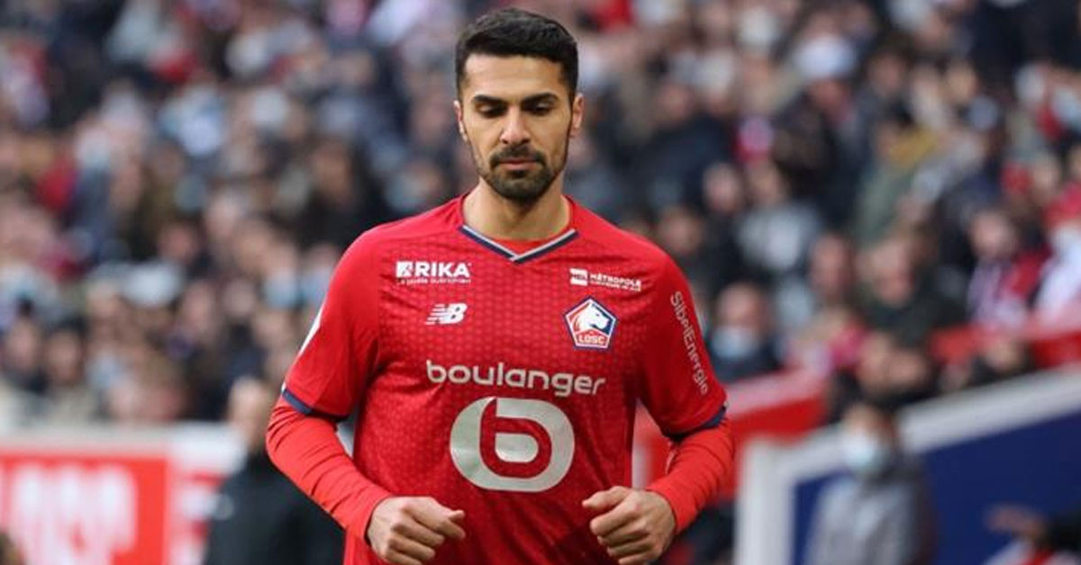 Zeki Çelik Fransa'da haftanın 11'ine seçildi.