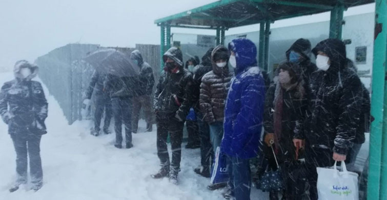 sağlıkçılaryoldakaldı18012021