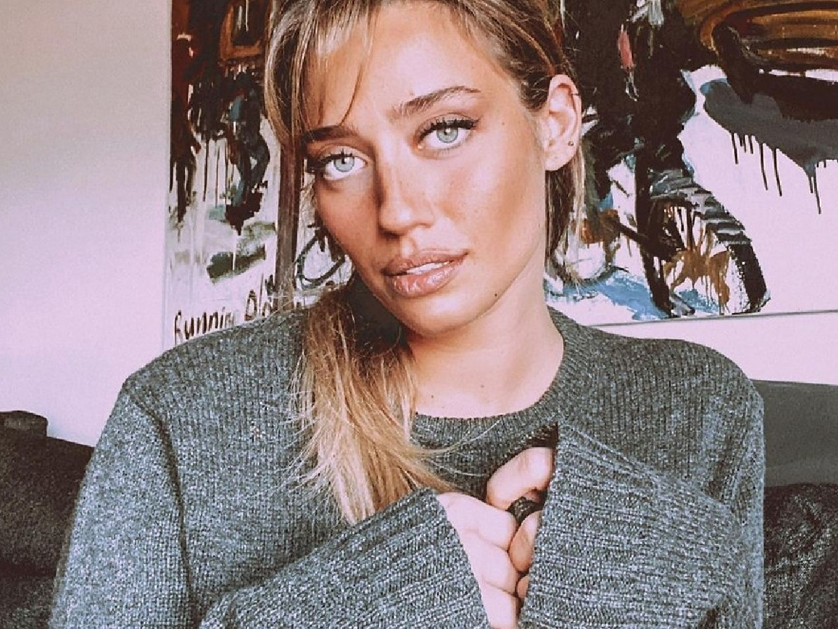 Elif Gökalp kimdir