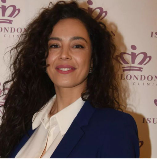 azra akın