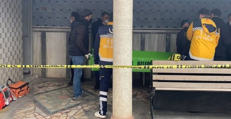 Bursa'da Cami Tuvaletinde Ceset Bulundu243545454