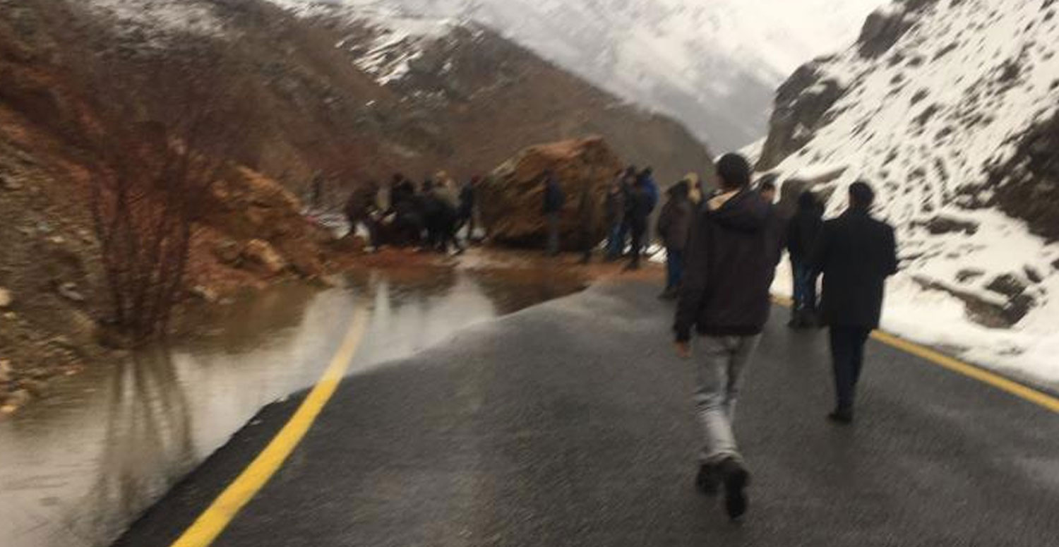 Van'da Heyelan Meydana Geldi