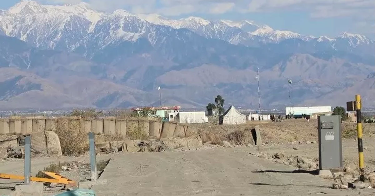 Afganistan-Pakistan’dan hava saldırısı haberleri sonucu 3'ü çocuk 5'i kadın toplam 8 kişinin hayatını kaybettiği açıkladı.