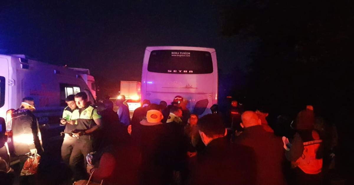AK Parti Seçmenini Taşıyan Otobüs