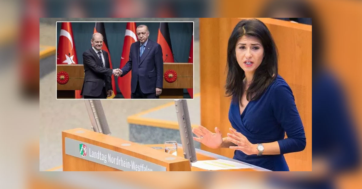 Alman Hristiyan Demokrat Parti CDU Milletvekili Serap Güler’in Türkiye çıkışı, etrafı bir anda buz kestirdi. Alman hükümetine seslenen Güler, ‘‘Türkiye'nin artık bize ihtiyacı yok. Berlin bunu anlamalı ve Ankara’ya ahlak dersi vermemeli’’ şeklinde konuştu. Alman Hristiyan Demokrat Parti CDU Milletvekili Serap Güler’in Türkiye çıkışı, etrafı bir anda buz kestirdi. Alman hükümetine seslenen Güler, ‘‘Türkiye'nin artık bize ihtiyacı yok. Berlin bunu anlamalı ve Ankara’ya ahlak dersi vermemeli’’ şeklinde konuştu.