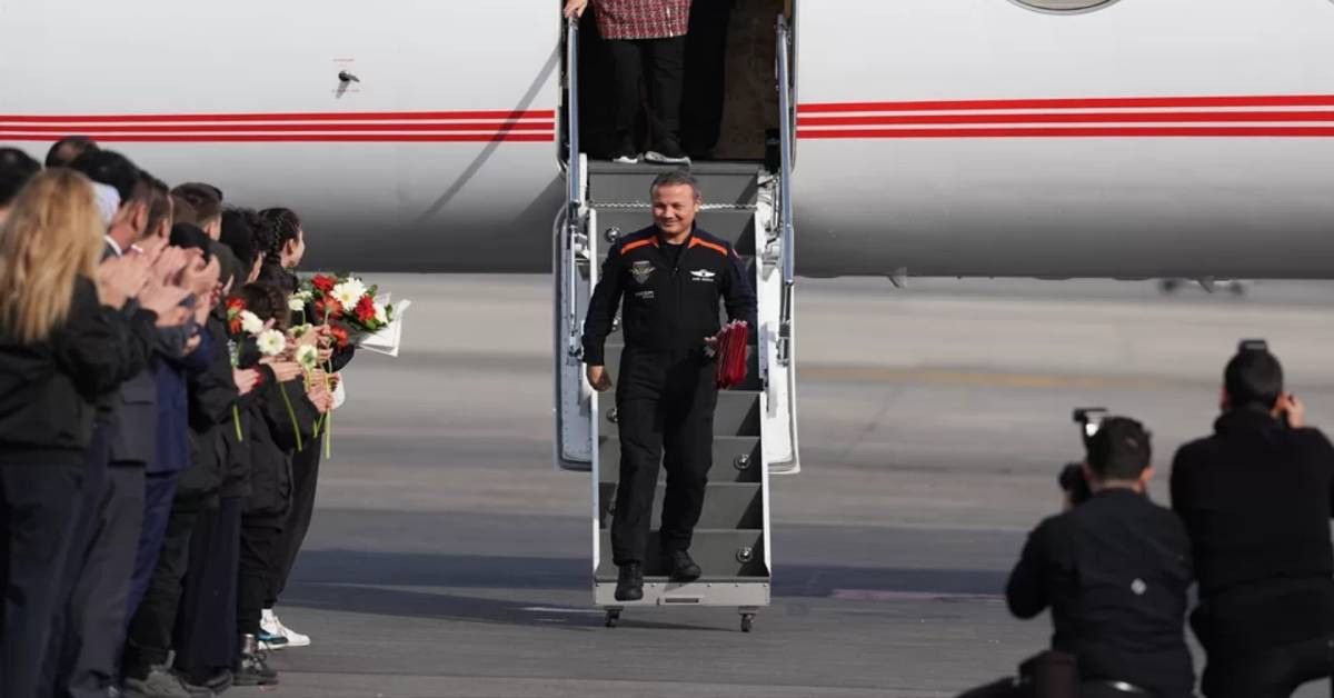 Alper Gezeravcı