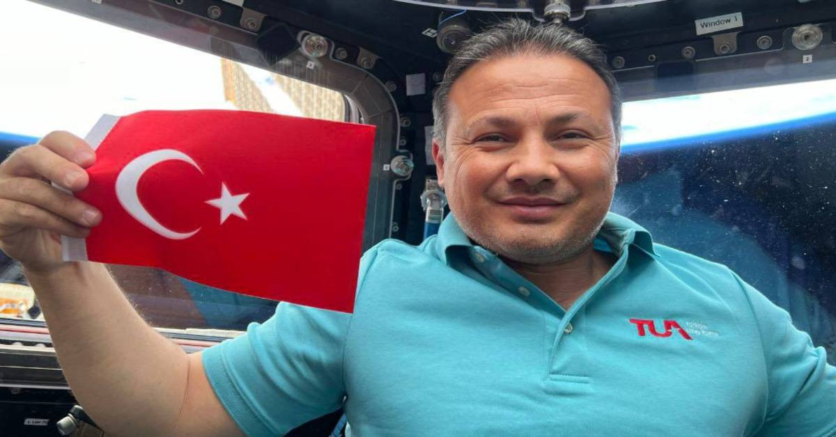 Alper Gezeravcı