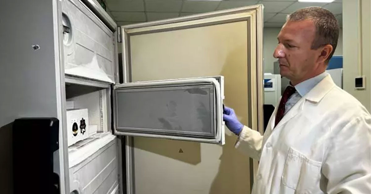 Alper Gezeravcı'nın Uluslararası Uzay İstasyonu'ndaki (ISS) çalışmaları sırasında gerçekleştirdiği 13 deneye ait örnekler, geçen hafta dünyaya ulaştığı öğrenildi. Alper Gezeravcı'nın Uluslararası Uzay İstasyonu'ndaki (ISS) çalışmaları sırasında gerçekleştirdiği 13 deneye ait örnekler, geçen hafta dünyaya ulaştığı öğrenildi.