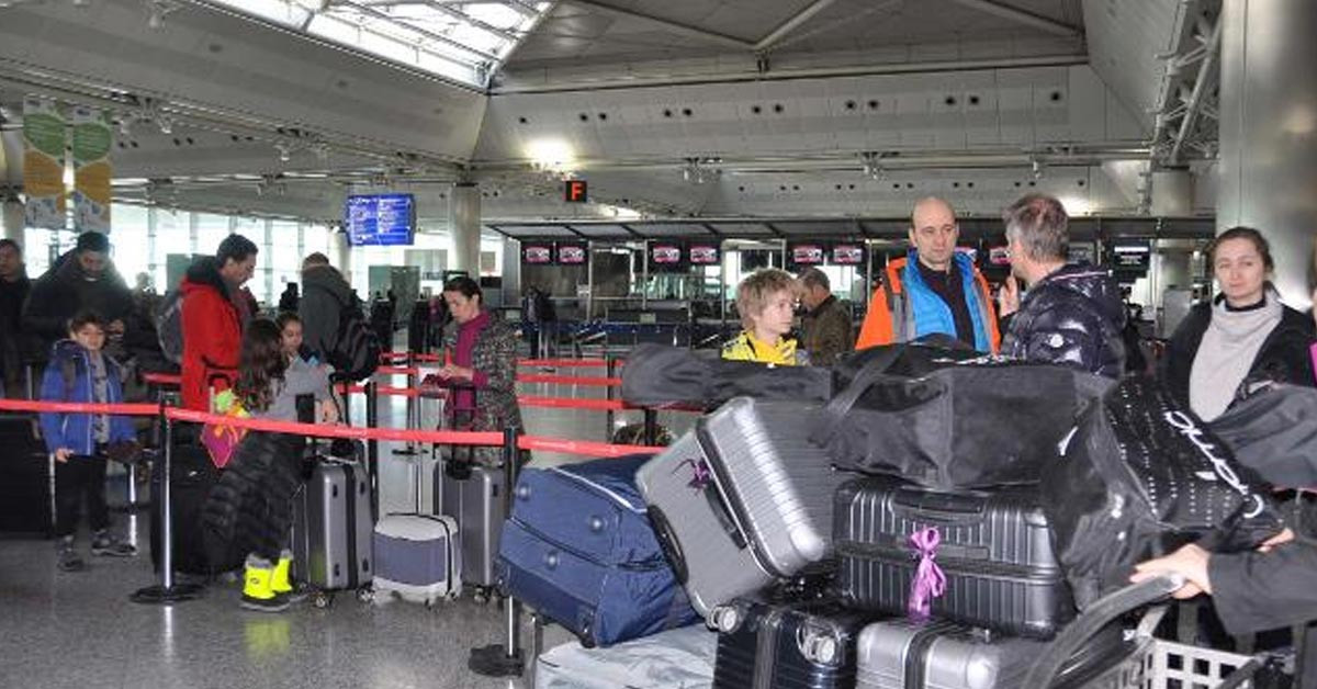 Amsterdam Havalimanı'nda uçuşların yüzde 41,5'inde gecikme yaşandı Amsterdam Havalimanı'nda uçuşların yüzde 41,5'inde gecikme yaşandı