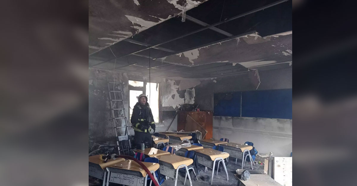 Antalya'da özel bir okulda yangın