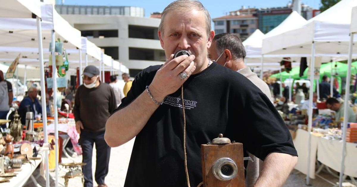 Antika Telefon Görücüye Çıktı