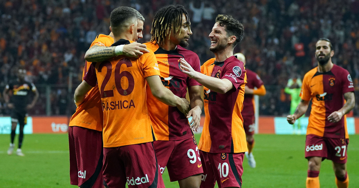 Aslan evinden kükredi Aslan evinden kükredi