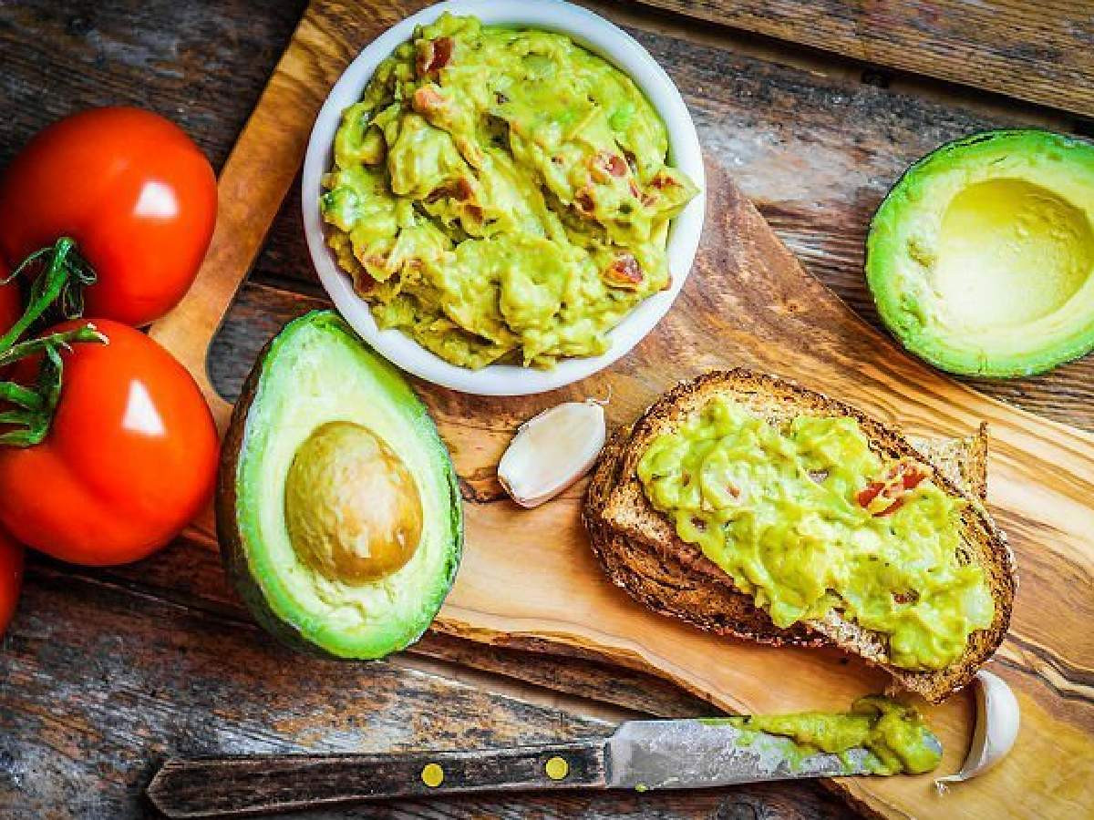 Avokado nasıl yenir, tüketilir? Avokado nasıl yenir, tüketilir?