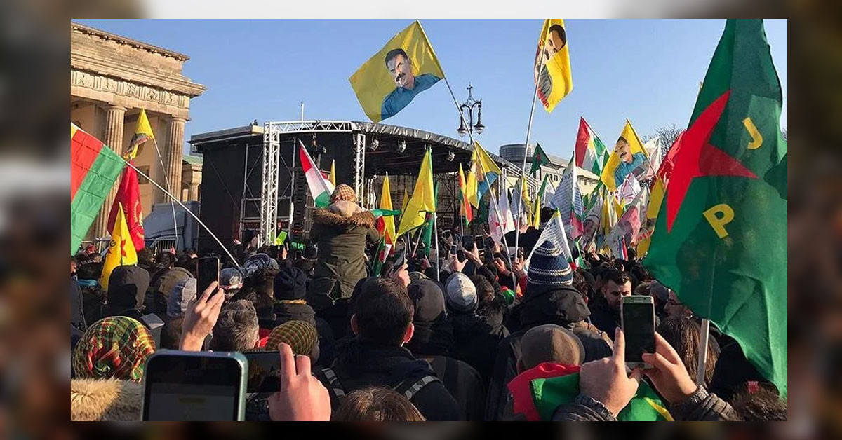 Avrupa’nın desteklediği PKK terör örgütü, kentlerde taşkınlık çıkartmaya başladı. Belçika, Fransa’nın yanı sıra Almanya’da da saldırılar görülüyor. Avrupa’daki Türk konsoloslukları, ülkü ocakları ve Türk mahallelere sistemli saldırı başladı.