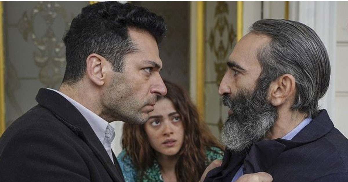 Aziz ve Pier karşı karşıya