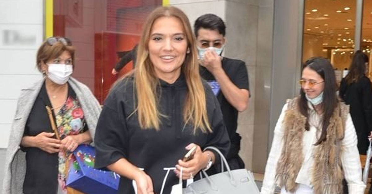 Demet Akalın
