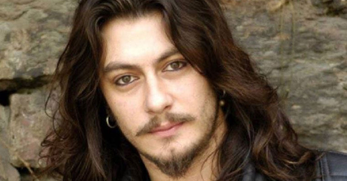 Barış Akarsu'nun annesi Hatice Akarsu vefat etti Barış Akarsu'nun annesi Hatice Akarsu vefat etti