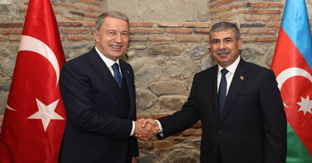 Bakan Akar Azerbaycan