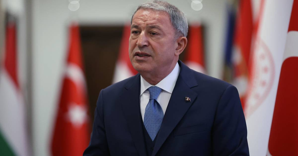 Bakan Akar kimyasal silah Bakan Akar kimyasal silah
