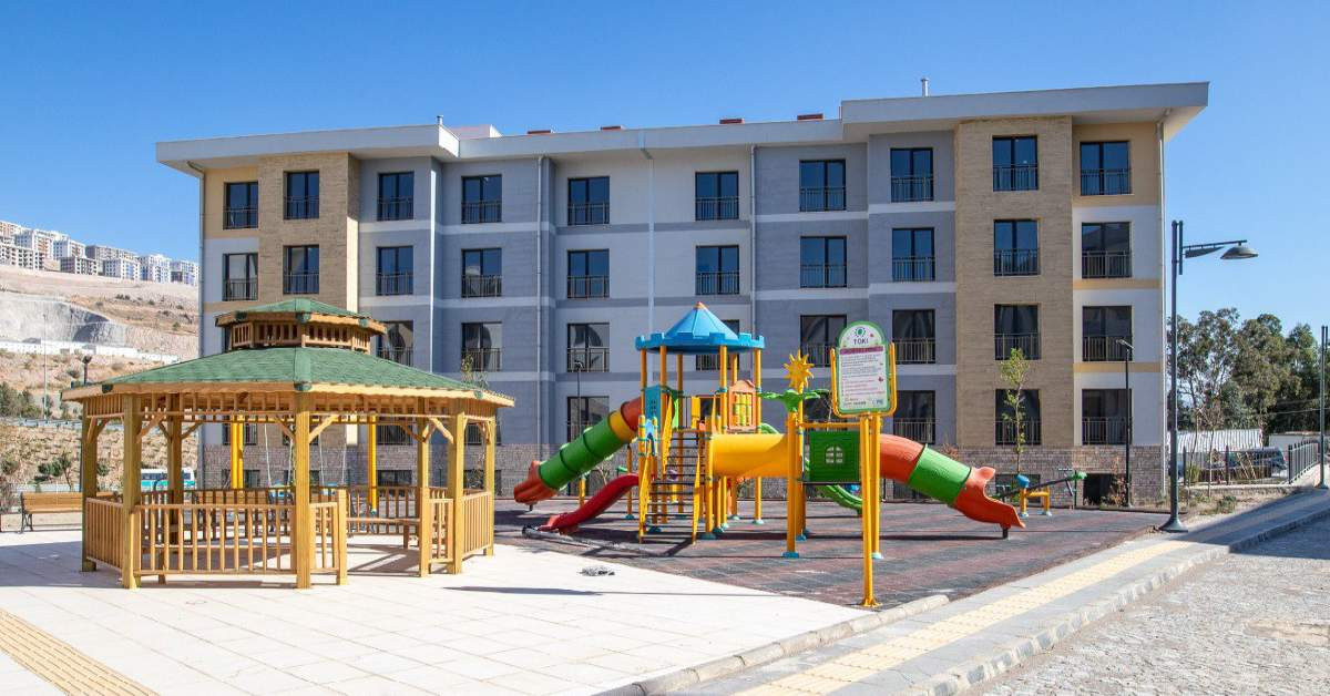 Bakan Kurum İzmir Bayraklı-3 Bakan Kurum İzmir Bayraklı-3