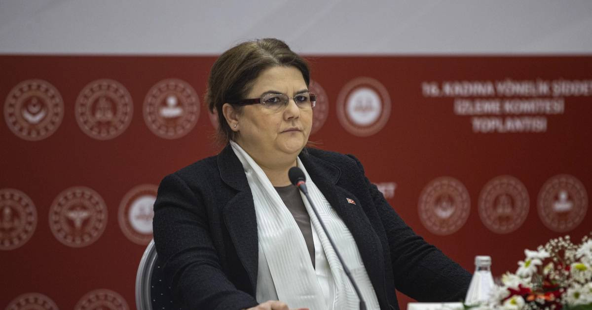Bakan Yanık 6 Yaşındaki Çocuk Cinsel İstismar Bakan Yanık 6 Yaşındaki Çocuk Cinsel İstismar