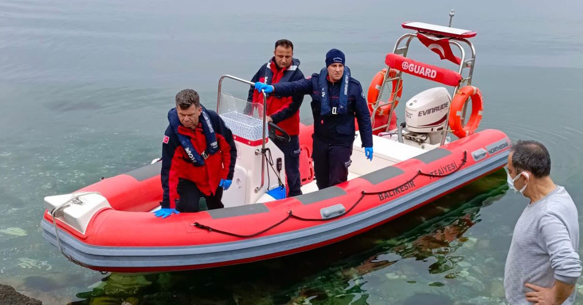 Balıkesir’de erkek cesedi bulundu: Batan ‘‘Batuhan A’’ adlı kargo gemisindeki personel olabilir!