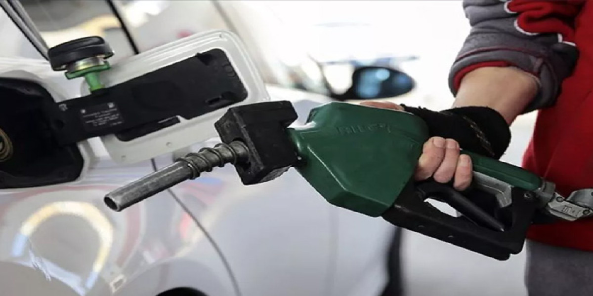 Benzine indirim geldi