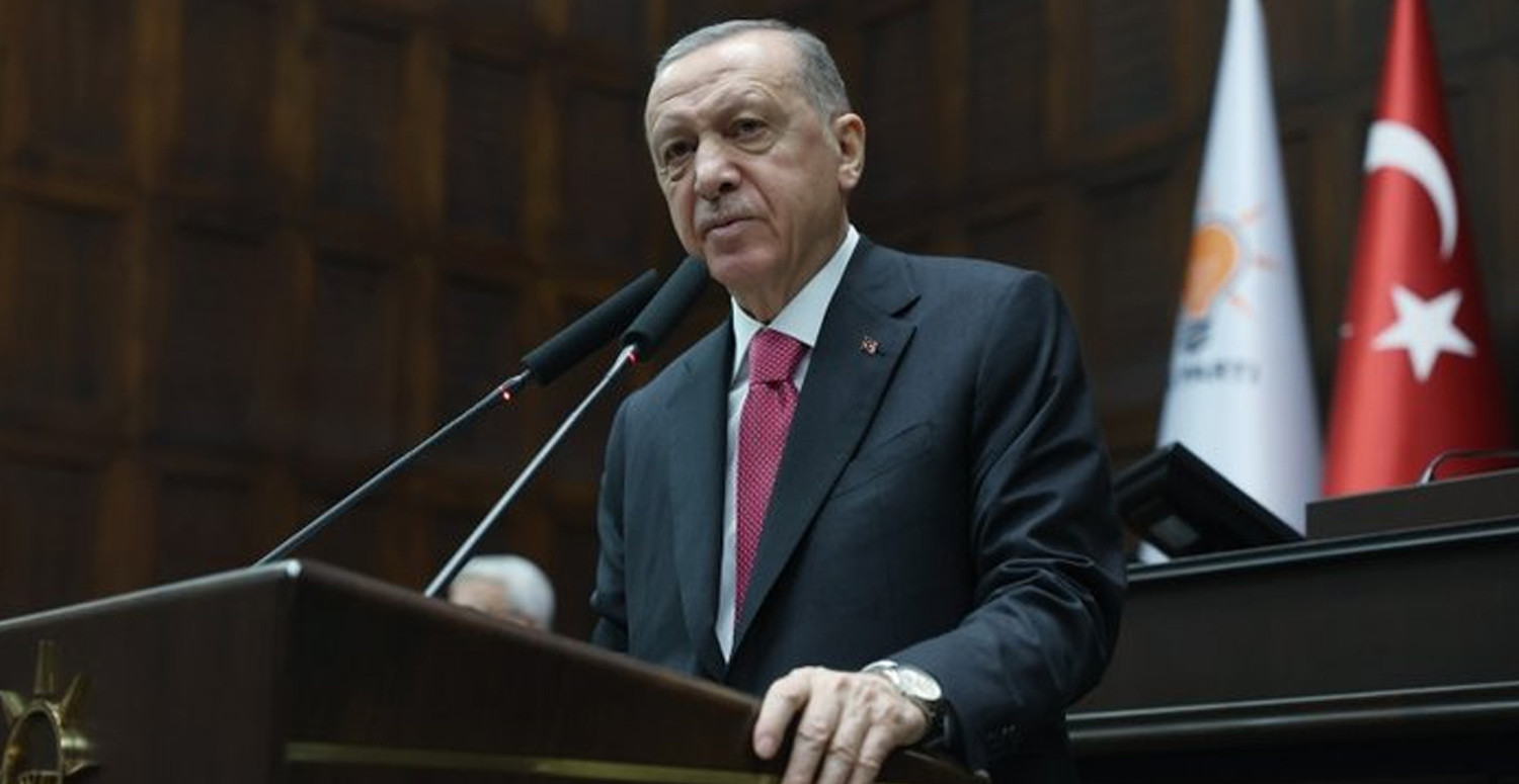 Bunun derdi ne ülkedir, ne millettir, ne depremzedelerdir Bunun derdi ne ülkedir, ne millettir, ne depremzedelerdir