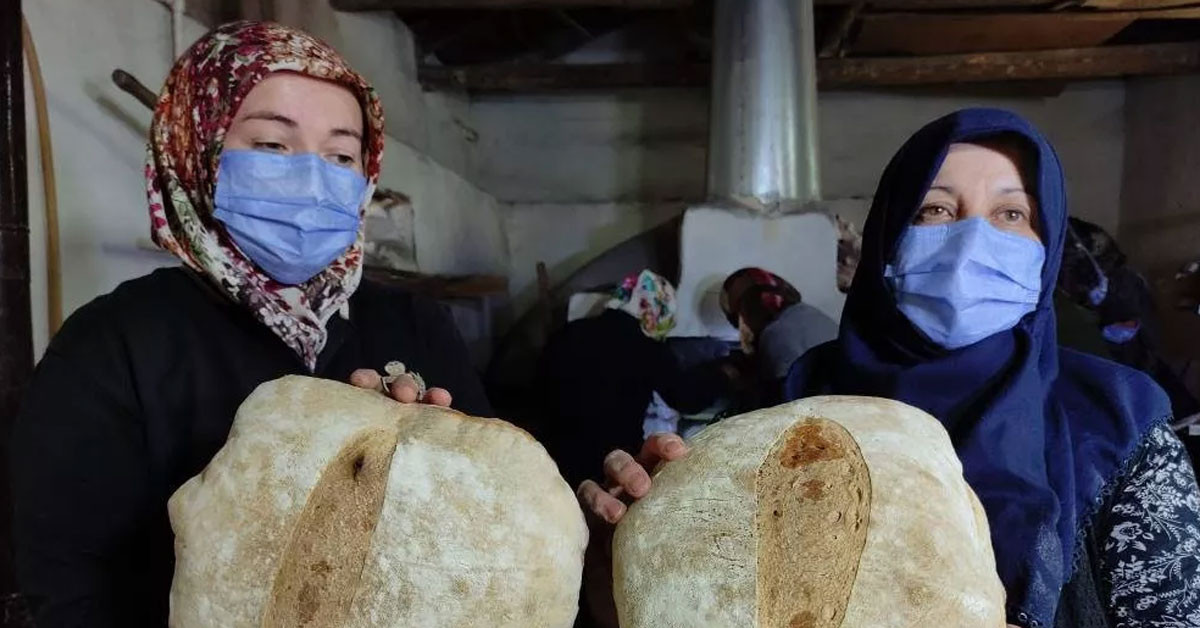 Bursa'da köylü kadınların desteğiyle 2.5 senede yeni cami inşa edildi!