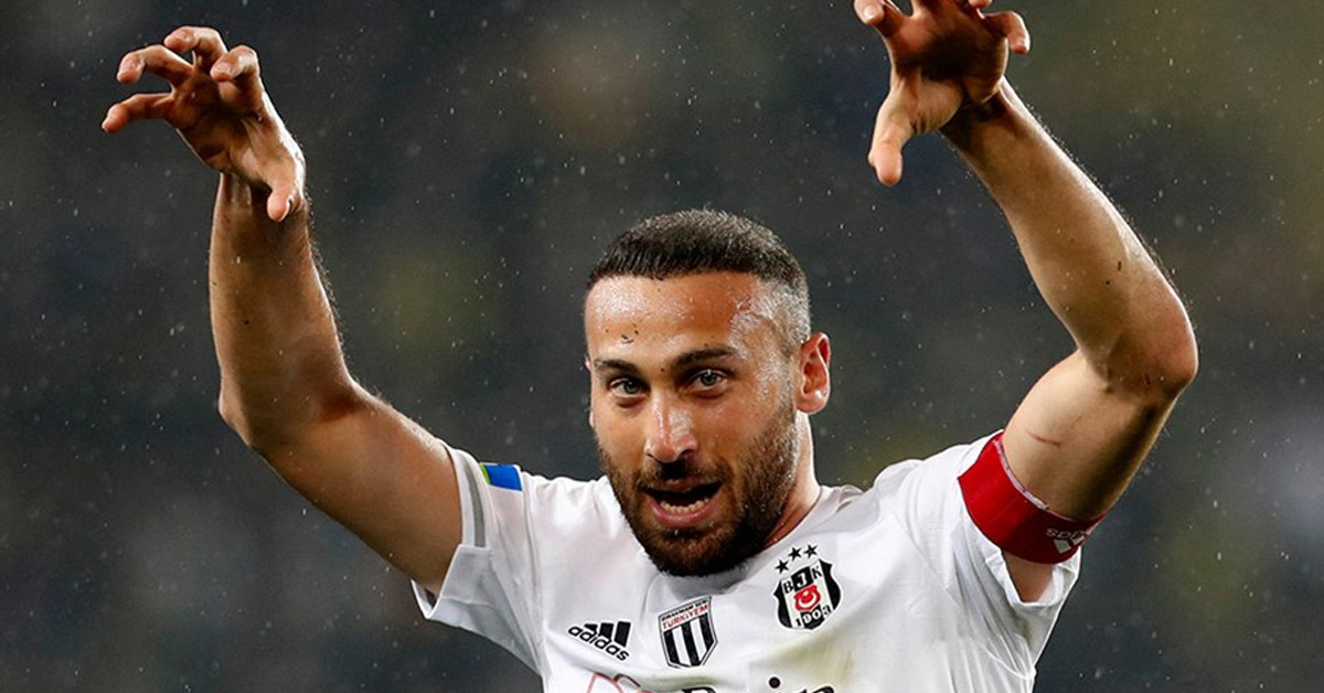 Cenk Tosun sözleşmesini uzatıyor