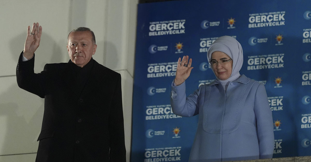 Cumhurbaşkanı Erdoğan balkon konuşması Cumhurbaşkanı Erdoğan balkon konuşması