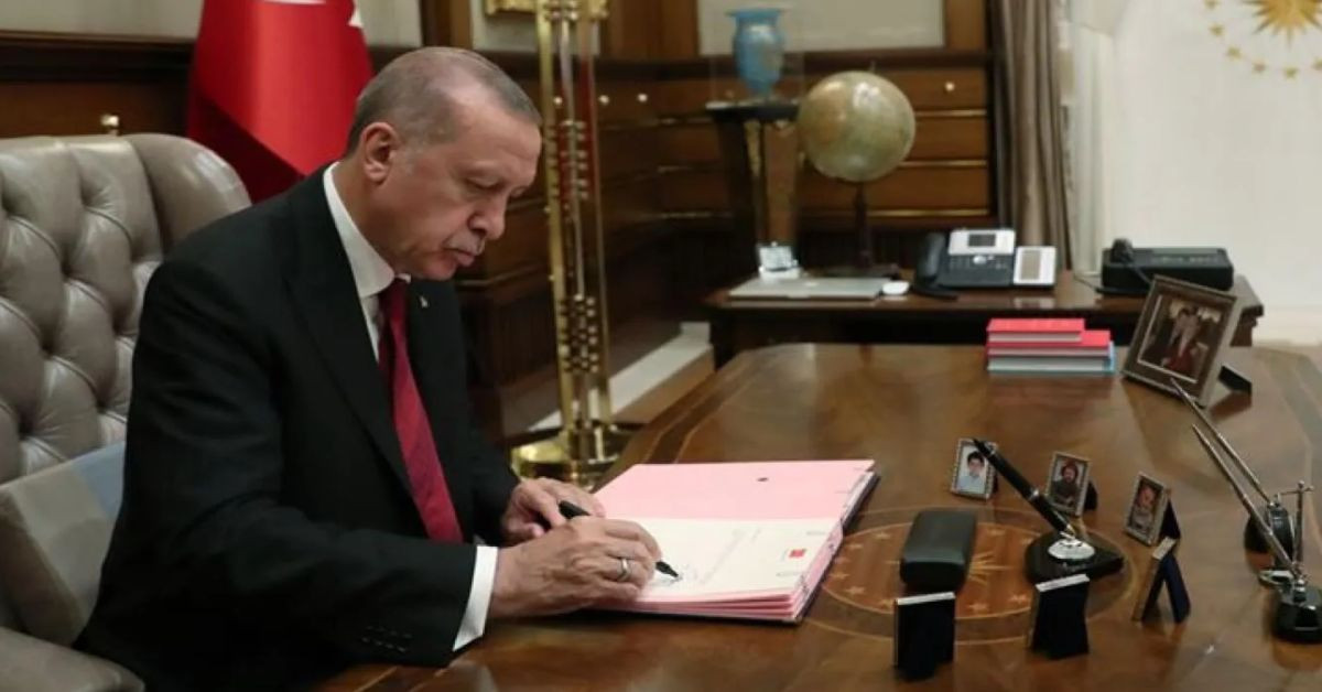 Cumhurbaşkanı Erdoğan’ın imzaladı: Resmi Gazete’de kritik atama kararları yayımlandı Cumhurbaşkanı Erdoğan’ın imzaladı: Resmi Gazete’de kritik atama kararları yayımlandı