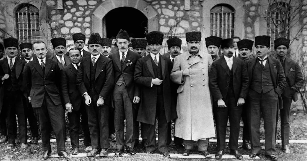 Cumhuriyetin İlanı Cumhuriyetin İlanı