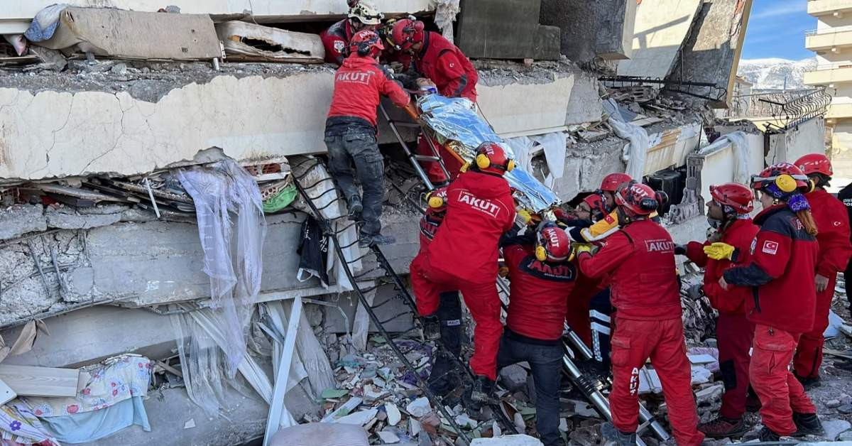 Deprem Arama Kurtarma Çalışmaları-1
